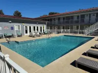 Cozy Condo Steps from the Gulf. Private, quiet but minutes from everything.