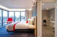 Holiday Inn Express London-Ealing by IHG Hotels in Greenford