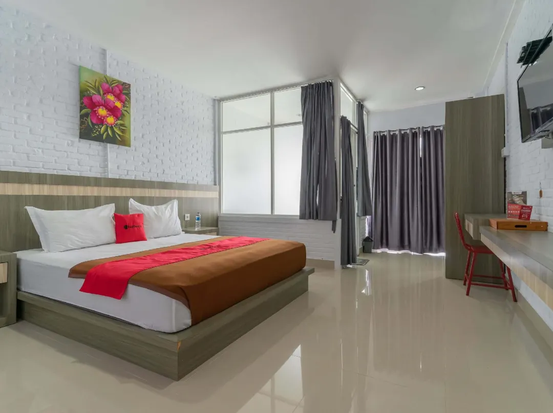 Reddoorz Plus @ Vantas Hotel Parbaba - North Sumatra