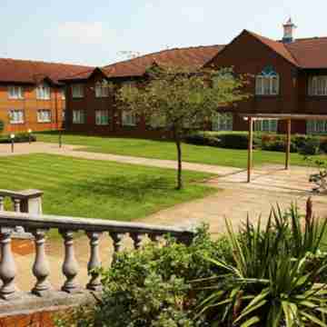 Mercure Daventry Court Hotel Hotel Exterior