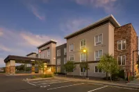 Best Western Plus Isanti - spa