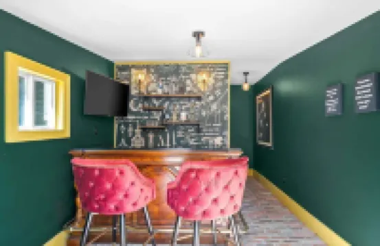 古老的克拉克斯維爾之家 - 祕密酒吧