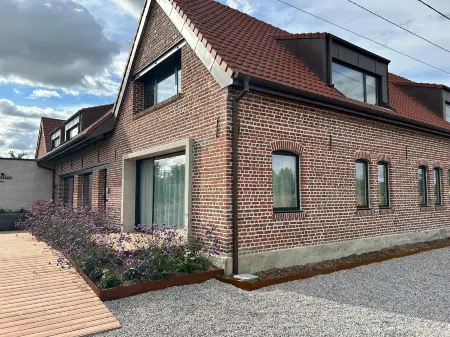 Clos du Riez - Suites & SPA Отели в г. Бертан