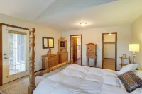 Waterfront Cherokee Village Home w/ Private Dock! - Homestays