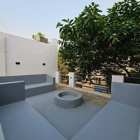 The Agra Retreat
