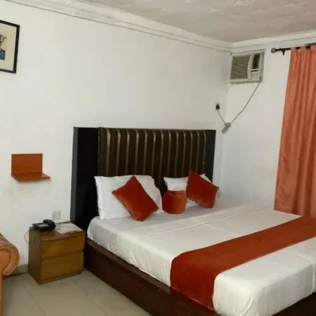 Jcb Hotel & Hall