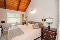 Scenic Views! Riverfront Kalama Home, Pets Welcome - 3-Star