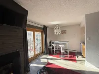 3 Min. Walk to Slopes!Mountain View! Steps to Ski Lift/Gondola, Shops & Dining!