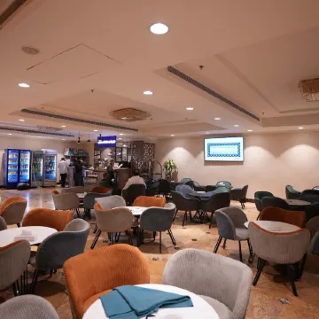 ABRAJ AL TAYSEER TUWA HOTEL by IHG Отели рядом с достопримечательностью «Мечеть E Taneem»