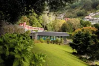 Bio Hotel - Hotel Quinta da Serra - parking