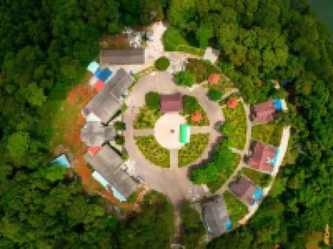 Resort Dakke Mang Den 公伯隴酒店