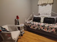 Eventide Bantam Lakeside Cabin