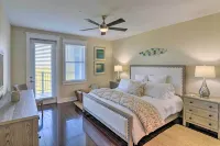 Gulf View + Beach Access: Galveston Resort Condo! - Condos