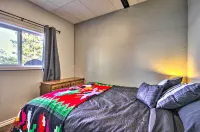 Hidden Gem Dock and Views on Pine Hollow Reservoir! - Parkering