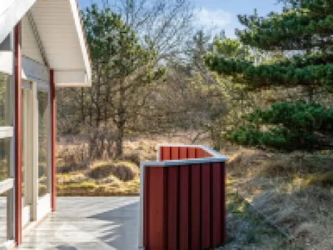 "Anneke" - 2km from the Sea