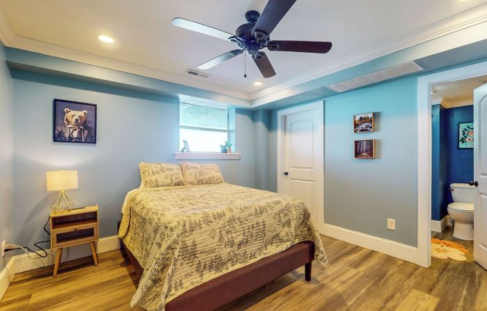 Pool & Scenic Views: Lookout Mountain Home