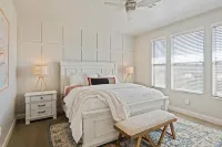 Desert Chateau Townhouse - Pet Friendly