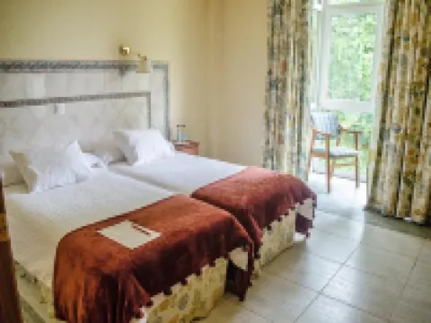 Hotel Balneario de Alceda 酒店