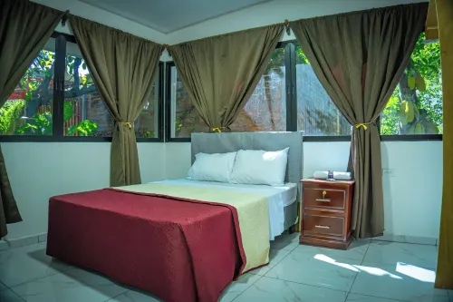 Hotel d' Palacio Real - พร้อมWifi