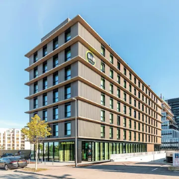 B&B HOTEL Luxembourg Centre Cloche d'Or Отели рядом с достопримечательностью «Гар»