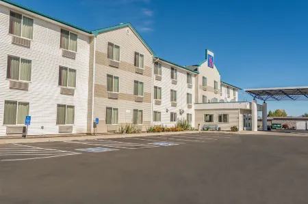 Motel 6 Redmond, or