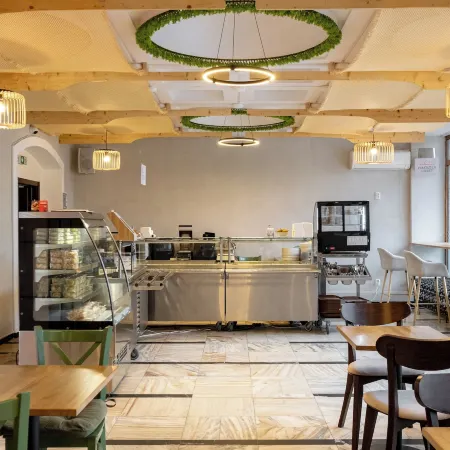 Casa de Oaspeți Sfântul Nicolae Отели в г. Яссы