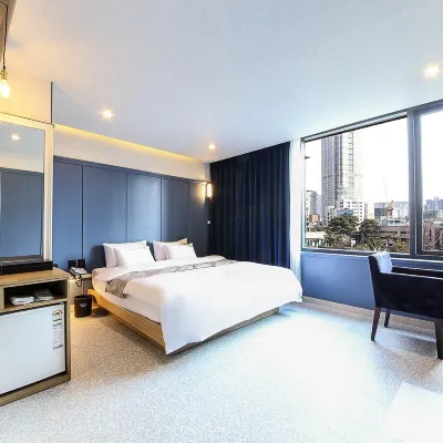 Busan Oncheonjang Hotel Carino Hotels near Busan Central Bus Terminal