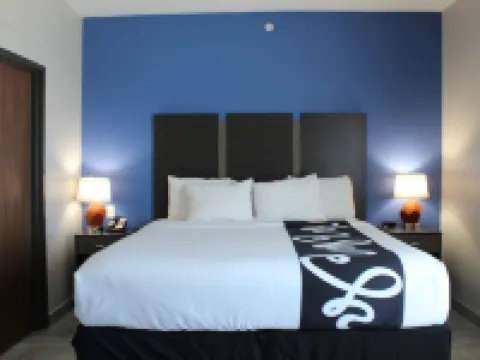 La Quinta Inn & Suites by Wyndham Schertz Hotels in Guadalupe County