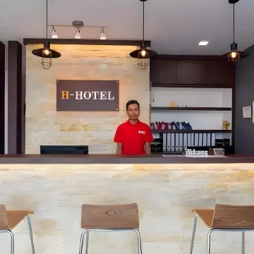 H Hotel