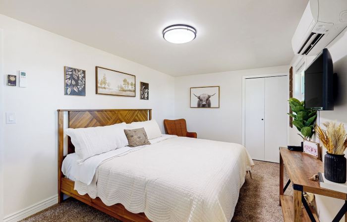 3BR Remodeled Home Near River: Grill, W & D, AC