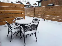 Luxury Retreat • Hot Tub • Walkable • Mountain Views • 3 King Bedrooms • Modern