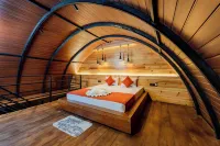 woodland sanctuary - piscina