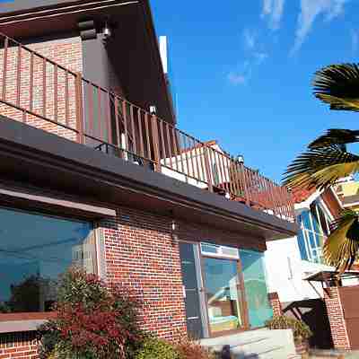 Busan Staymore Village Pension Hotel Exterior
