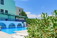 Sea Breeze Apartments Chios - Beach