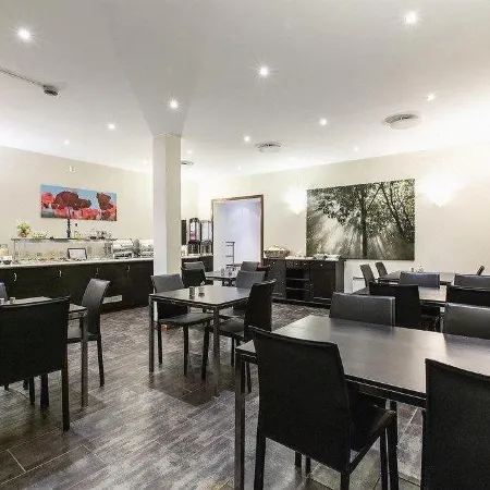 Chesterfield Hotel