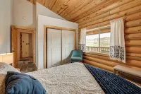 Group Retreat in the Bitterroot Valley w/ Hot Tub