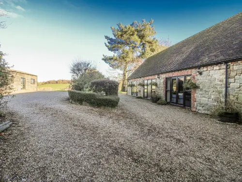 Upper Home Farm
