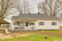 Boat, Fish & Relax: Home Near Lake Cherokee - Homestays
