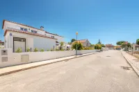 GuestReady - Gorgeous Villa Near the Lagoon - Pool