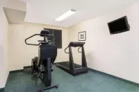 Ramada by Wyndham Cedar City - Gym