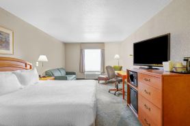 PRAIRIE CREST RED DEER by IHG
