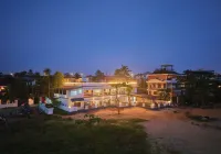 Alleppey Holiday Beach Resort by Voye Homes , Sea View with Direct Beach Access โรงแรมใน