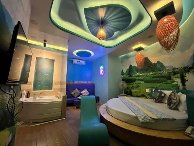 SACH Hotel โรงแรมใกล้ศูนย์การค้า Vincom Plaza Thu Duc