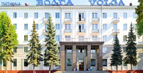 Volga Hotel - ที่มีสระว่ายน้ำ