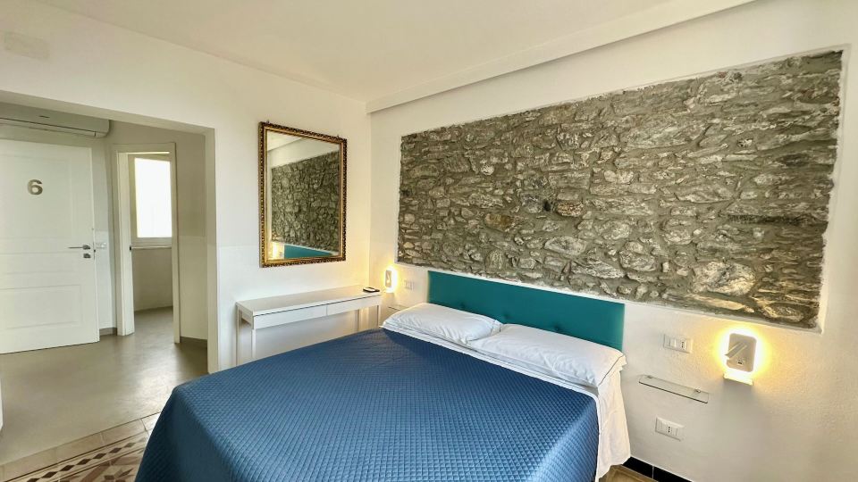 Giovanni Rooms Manarola