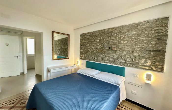 Giovanni Rooms Manarola
