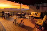Spectacular Views-5Br-Hot Tub-Game Rm-Top Location-Dog Friendly-Near Wineries!