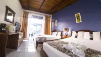 Poshtel Arenal - Hostels