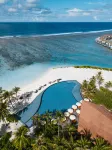 Radisson Blu Resort Maldives - 50 % off roundtrip seaplane transfer for 3 nights & above - Pools