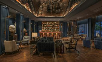 Kahavadi Chiang Rai, Curio Collection By Hilton